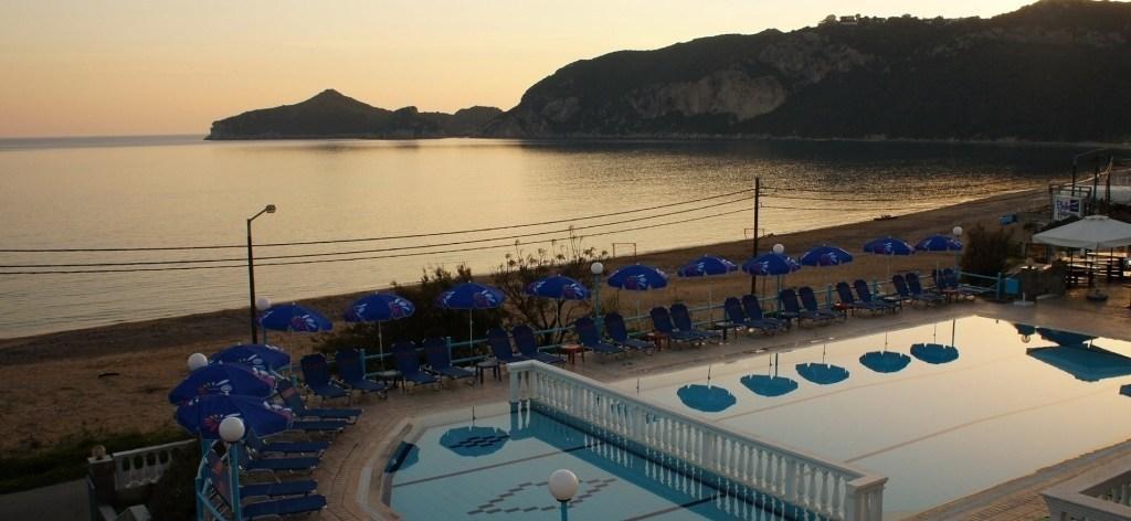 Belle Helene Hotel Agios Georgios Pagon Zewnętrze zdjęcie